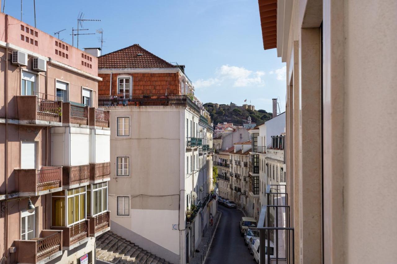 Joivy 2-Br Flat With Garage Near Castelo De S Jorge Appartement Lissabon Buitenkant foto